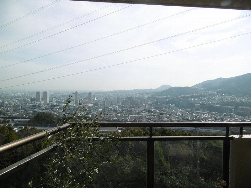 ��ˎs�A�}���V�����A���r�X�^��˃��E���]���A��ˉw�E�ʐ^3